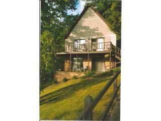 212 Highland Ave, Norton, VA 24273-1910