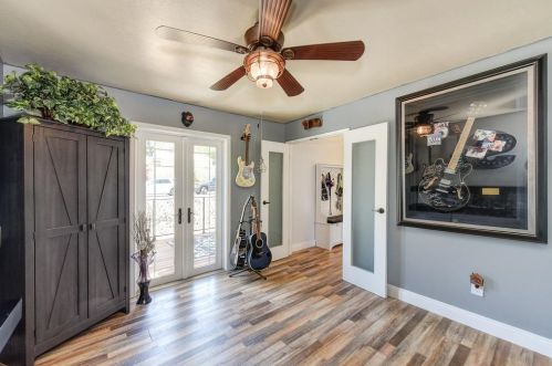 4318 Castleglen Way, Fair Oaks, CA 95628-6730