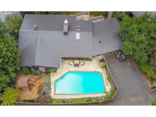 4730 Fairview Blvd, Portland OR  97205-5831 exterior