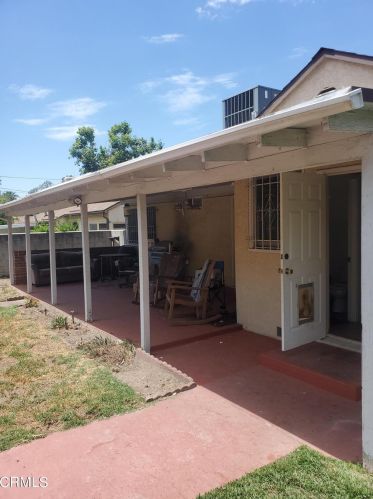 1626 The Midway St, Glendale, CA 91208-2917