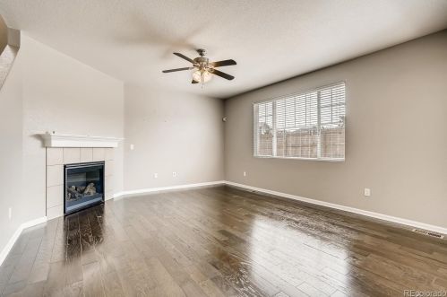 25180 Aberdeen Dr, Aurora, CO 80016-6204