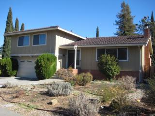1954 Bristol Ln, Fairfield CA  94533-3103 exterior