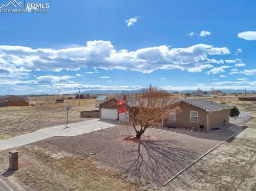 1595 Gantts Fort Ave, Pueblo, CO 81007-1319