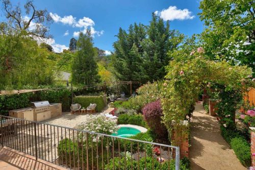 9 Eye St, San Rafael, CA 94901-1755