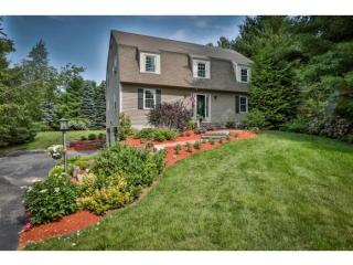 13 Rossini Rd, Londonderry, NH 03053-3169