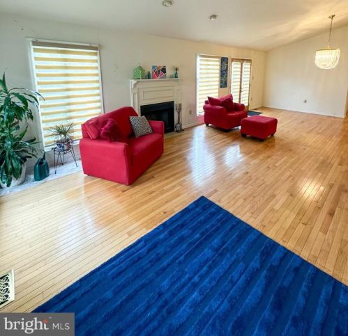 2245 52 St, Philadelphia PA 19131-2312 exterior