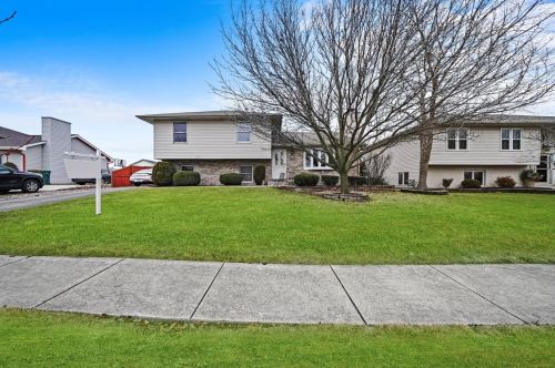 6915 Grantham Dr, Joliet, IL 60431-6046