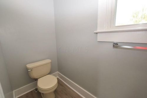 252 Circle Dr, Springfield OH  45503-3300 exterior
