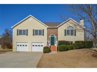 218 Taylors Farm Dr, Holly Springs, GA 30115-9023