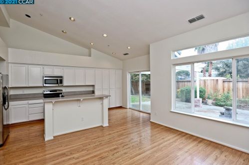 5476 Arrowhead Ct, Livermore, CA 94551-6953