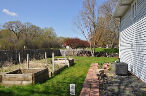 8102 137th St, Saint Paul MN  55124-9517 exterior