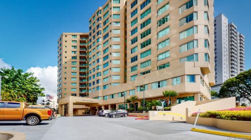 1314 Kalakaua Ave, Honolulu HI  96826-1929 exterior