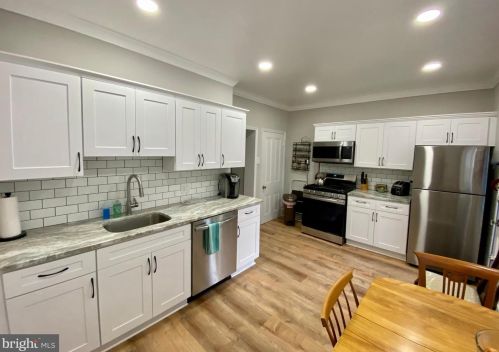 414 31st St, Philadelphia PA  19104-2501 exterior