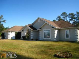 542 Thoroughbred Rd, Woodbine, GA 31569-2681