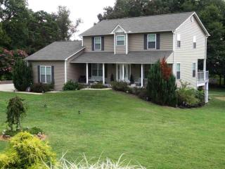 429 Morie Rd, Dandridge, TN 37725-6160