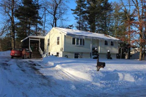 32 Yarmouth Dr, Nashua, NH 03062-3637