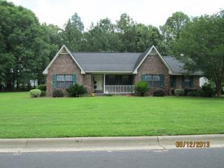 167 Harper St, Jesup, GA 31546-3763