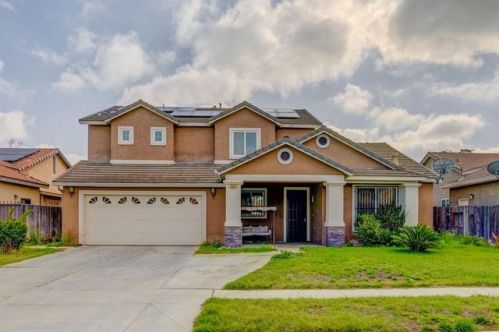 1377 Karen Ave, Fresno, CA 93727-5261