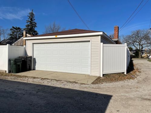 5215 Church St, Skokie IL  60077-1126 exterior