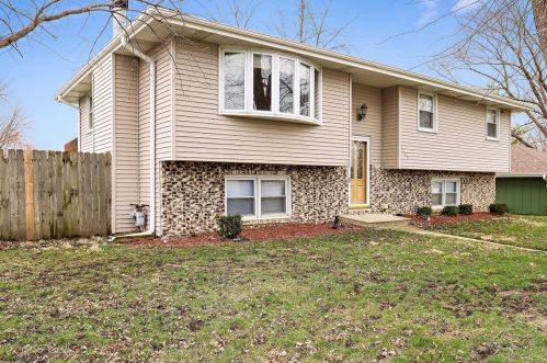 1250 Raymond St, Joliet, IL 60431-2738