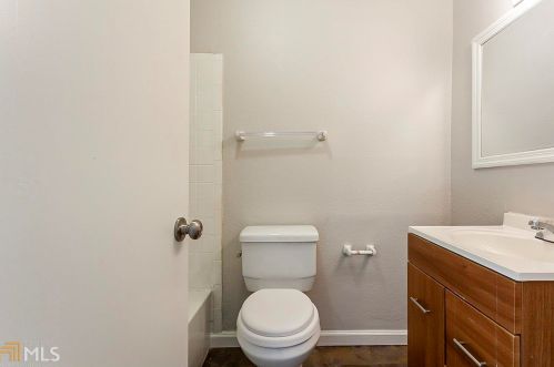 5235 Brittany Trl, Atlanta GA  30349-3433 exterior