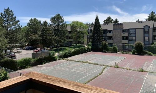 467 Memphis Way, Denver CO  80017-2090 exterior