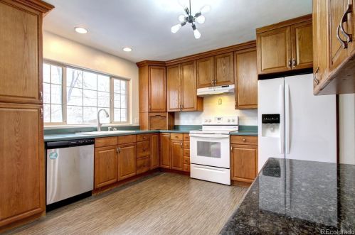 928 Scranton St, Denver CO  80011-6404 exterior