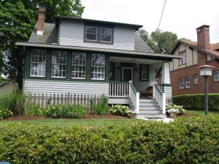 1924 Kenmore Ave, Bethlehem, PA 18018-3206