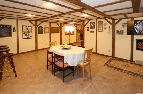 11925 Brookglen Dr, Sandy UT 84092-7149 exterior