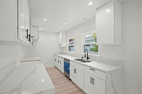 1710 Glenwood Rd, Glendale CA  91201-1812 exterior