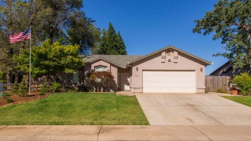 3312 Lawrence Rd, Redding, CA 96002-2294