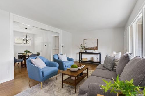 1310 Bates Pkwy, Englewood CO  80113-1761 exterior