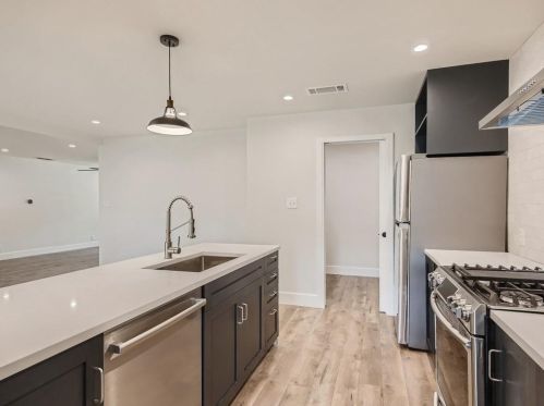 9707 Cottle Dr, Austin TX  78753-4305 exterior