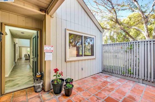 5196 Oakdale Ct, Pleasanton, CA 94588-3753