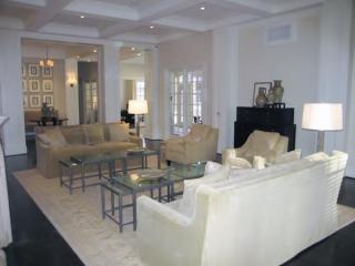 4055 Ridge Ave, Philadelphia PA  19129-1576 exterior