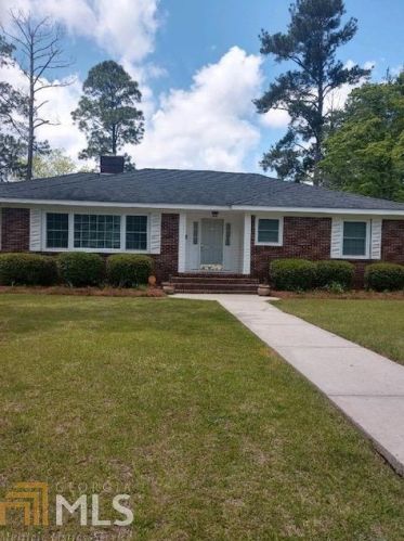 111 Donaldson St, Statesboro, GA 30458-7127