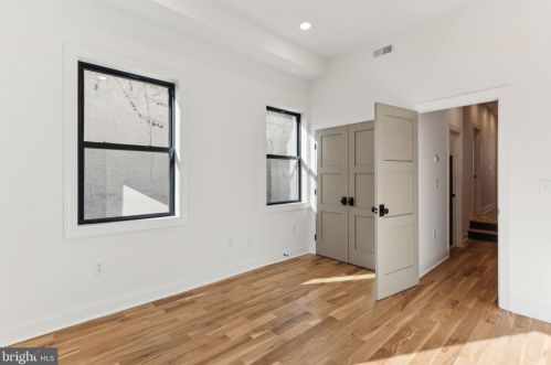 743 22nd St, Philadelphia PA 19130-2604 exterior