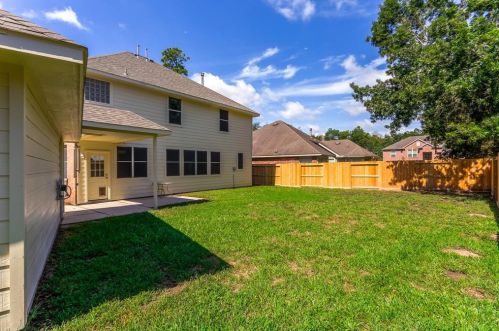 2207 Stoneycreek Park Ct, Conroe TX  77385 exterior