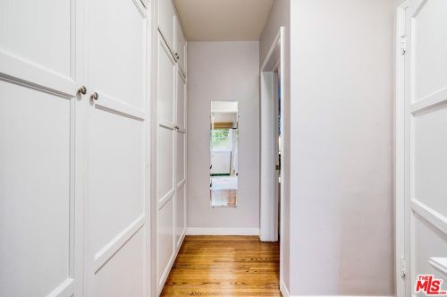817 6th St, Santa Monica CA  90403-1425 exterior