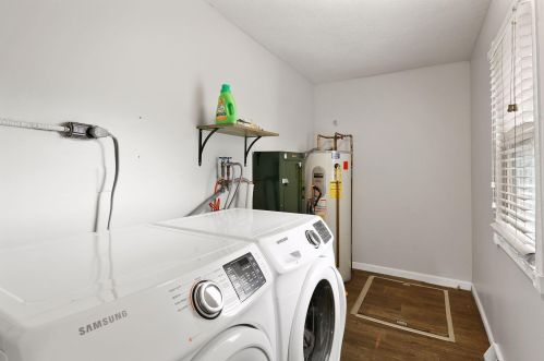 2244 Hillview Rd, Saint Paul MN  55112-1268 exterior