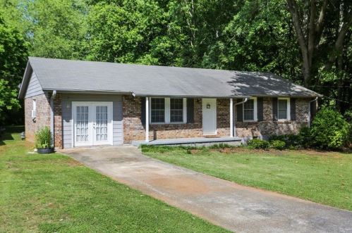 4241 Citizen Cir, Austell, GA 30106-1223