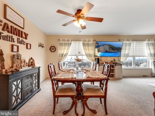 162 Eagle Dr, Ephrata PA 17522-8772 exterior