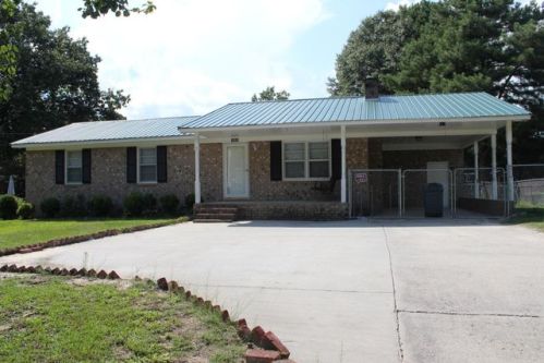 1003 Richmond Rd, Rockingham, NC 28379-2425