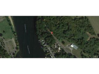 2 Mcconney Grv, Derby CT  06418-1029 exterior