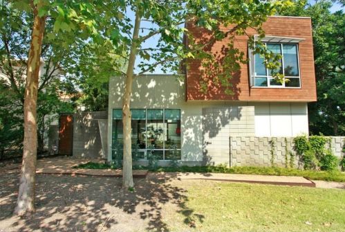 3404 2nd St, Austin, TX 78704-6928