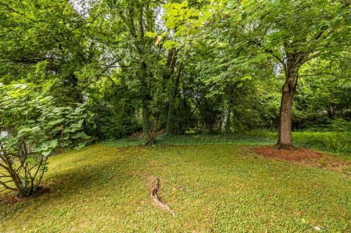 968 Herndon St, Atlanta GA  30318-5263 exterior