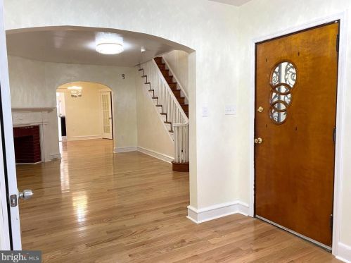 5815 16th St, Philadelphia PA  19141-1821 exterior