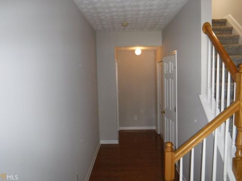 758 Celeste Ln, Atlanta GA  30331-8606 exterior