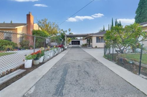 218 Tichenor St, Compton, CA 90220-4828