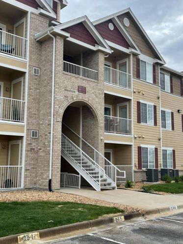 15700 Jamison Dr, Englewood CO 80112-4686 exterior